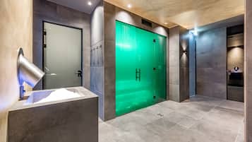 Un sauna, baño turco