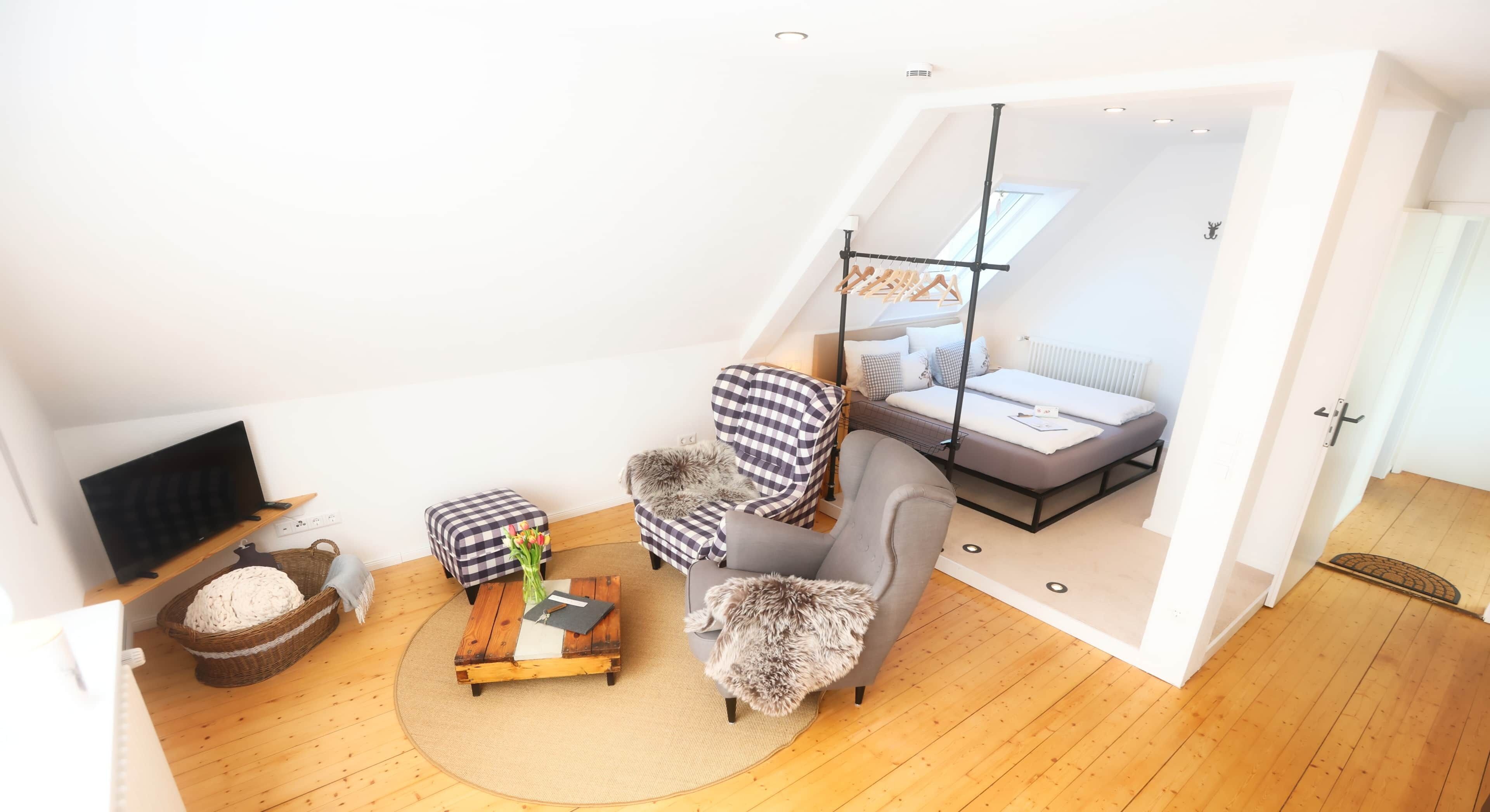 1 slaapkamer, een strijkplank/strijkijzer, gratis wifi