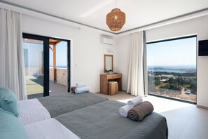 5 Schlafzimmer, Zimmersafe, Bügeleisen/Bügelbrett, Reisekinderbett