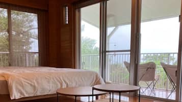 2 bedrooms, desk, free WiFi, bed sheets