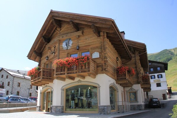 Exterior