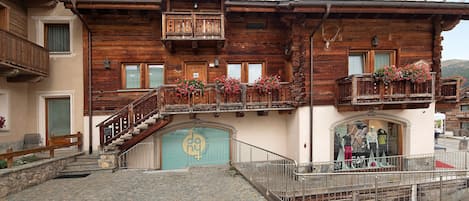 Exterior