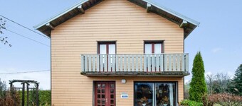 Maison des 4 Vents with Mountain View, Private Terrace and Wi-Fi