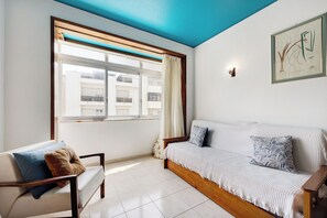 TV - Holiday Apartment "Casa Ventura" (Armação de Pera)