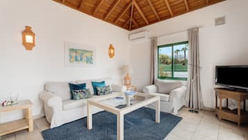 Una mesa de tenis de mesa