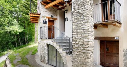 Holiday Apartment "Arnica Tano Di Grich" with Mountain View, Shared Terrace & 2 Balconies