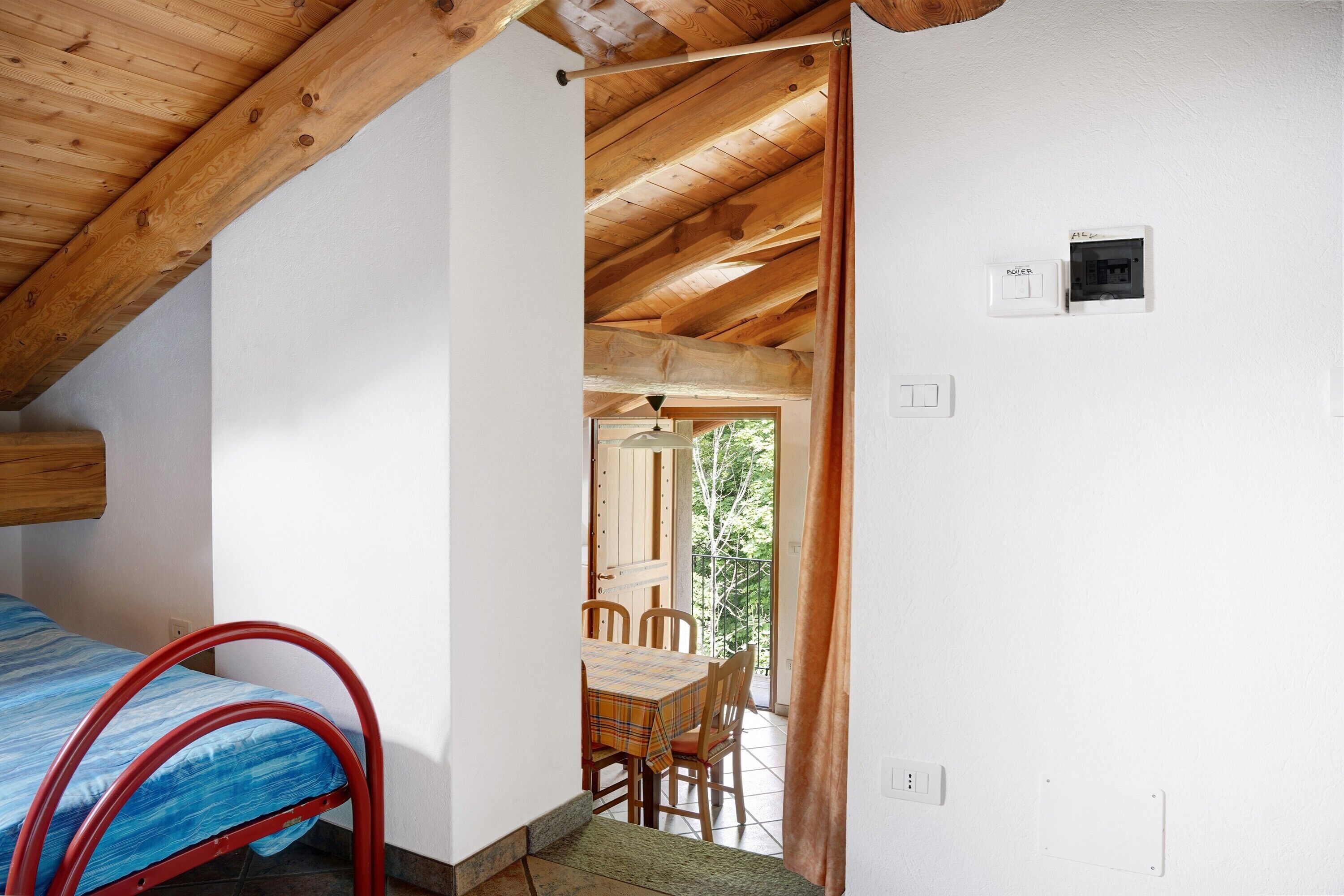 1 habitación y ropa de cama 