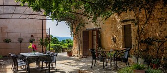 Country House 'Son Favar Capdepera' with Private Pool, Private Terrace and Wi-Fi