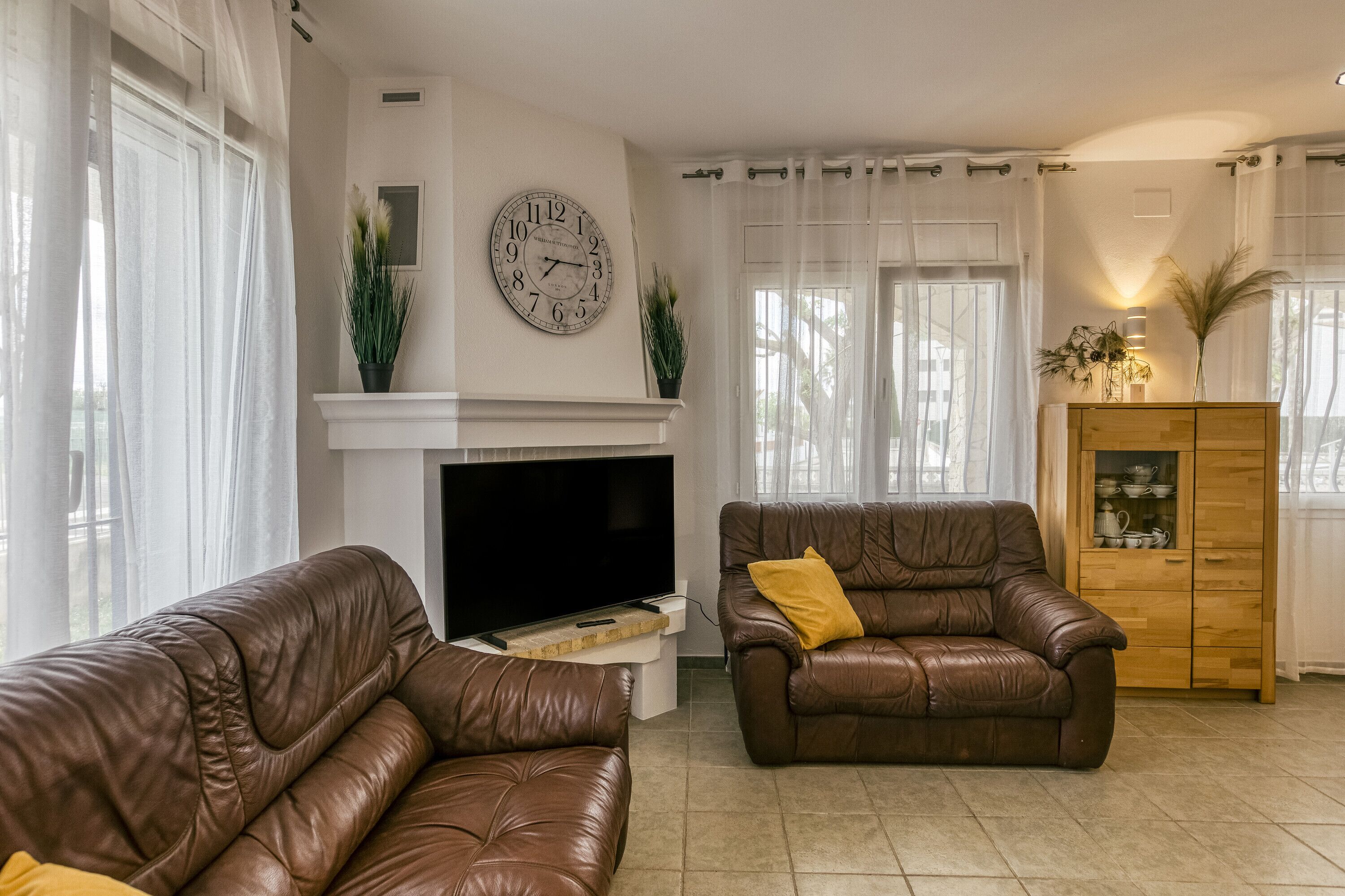 Holiday Home 'Elena' with Mountain View, Wi-Fi and Air Conditioning