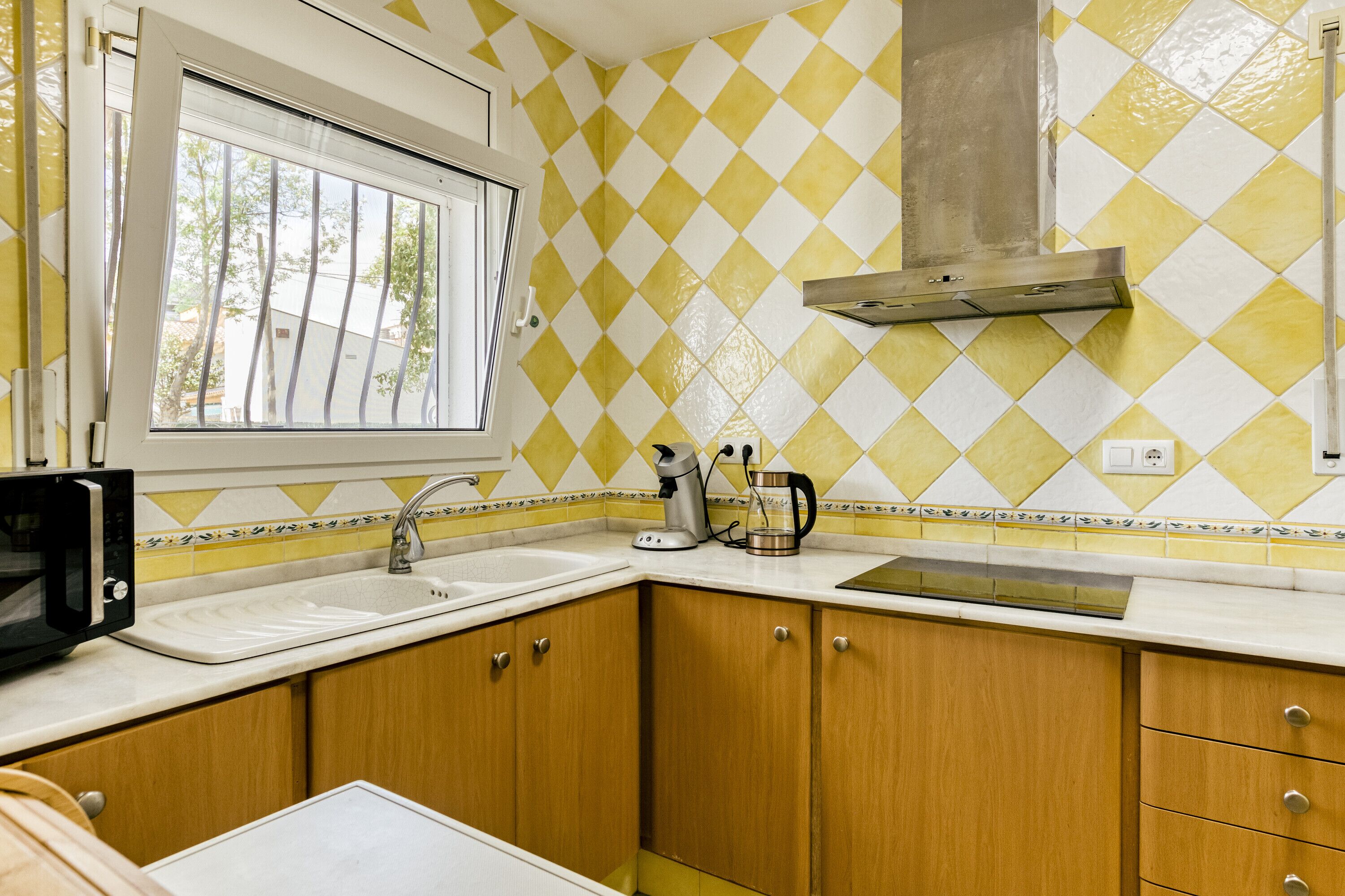 Holiday Home 'Elena' with Mountain View, Wi-Fi and Air Conditioning