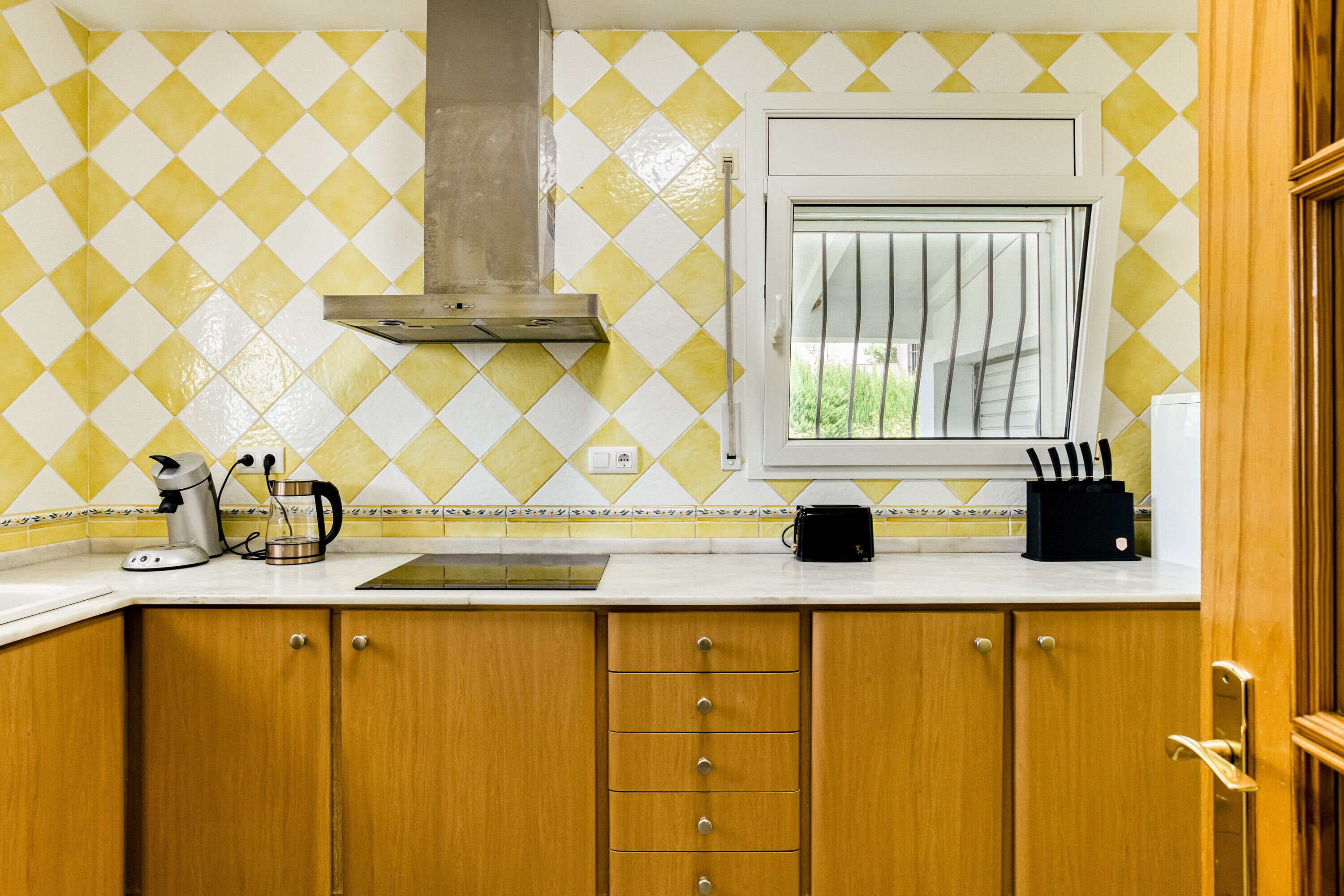 Holiday Home 'Elena' with Mountain View, Wi-Fi and Air Conditioning