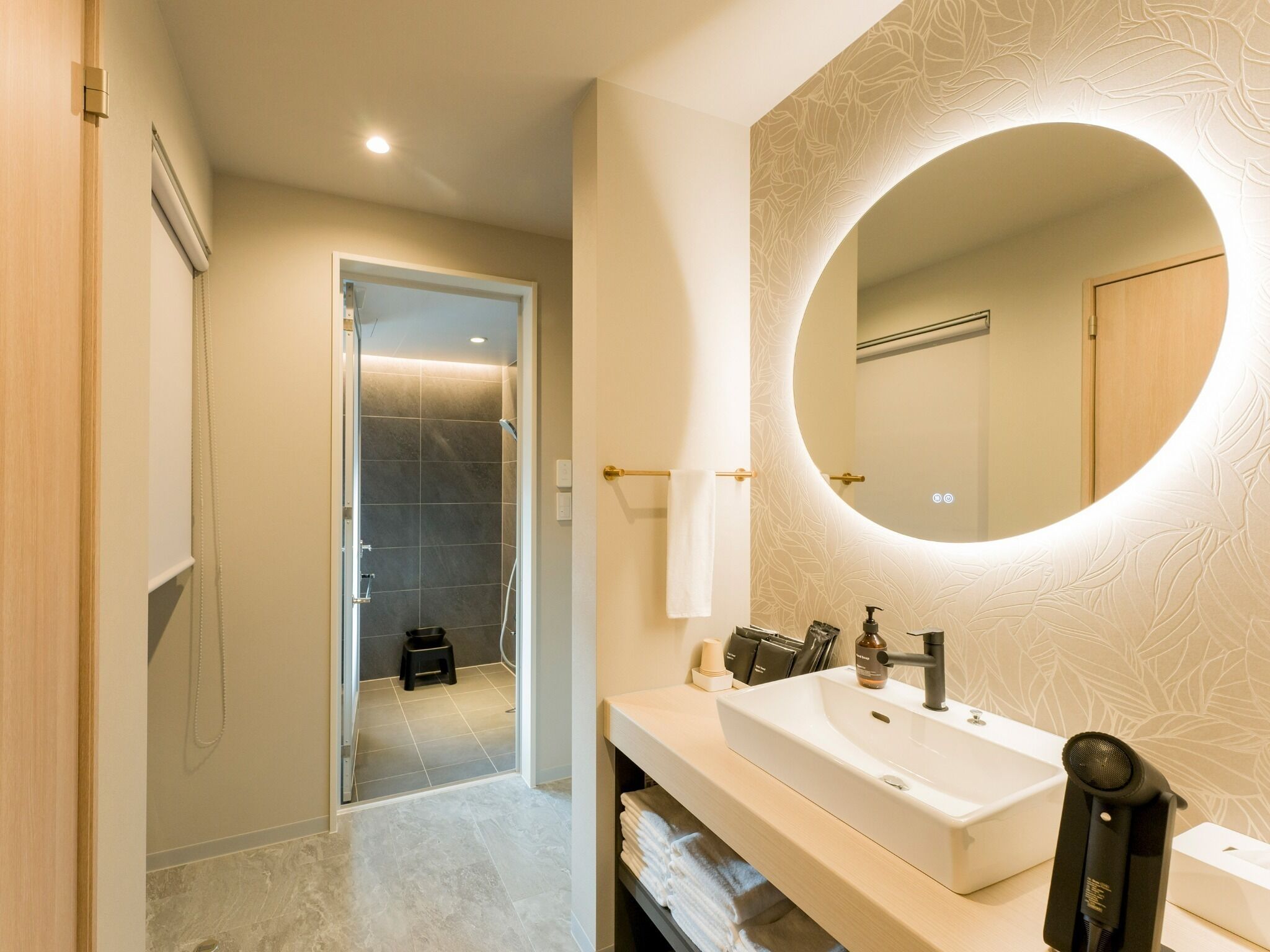 Hair dryer, towels