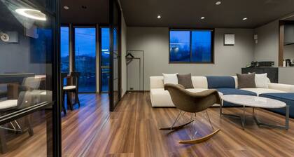 Rakuten STAY VILLA Yatsugatake 101 Stylish Design 10 people capacity / Hokuto Yamanashi