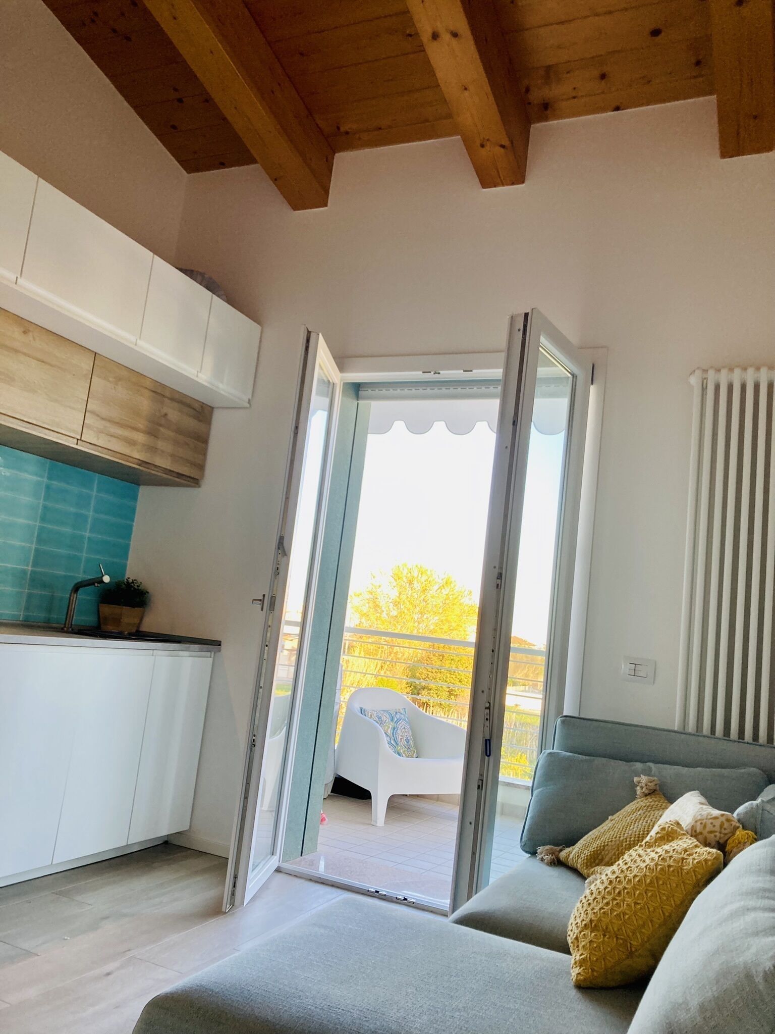 Brand new apartment 2 steps from the sea equipped with all services