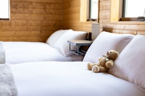 2 bedrooms, desk, free WiFi, bed sheets - Lenz A modern wooden house inspired by teddy bear  / Kitasaku-gun Nagano (Kitasaku-gun)