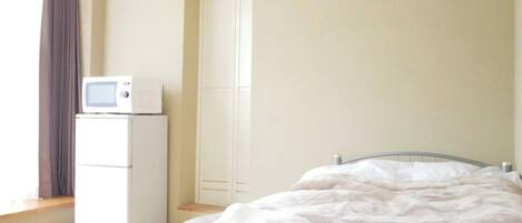 1 chambre, bureau, Wi-Fi gratuit, draps fournis