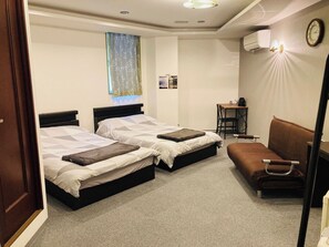 1 bedroom, desk, iron/ironing board, free WiFi