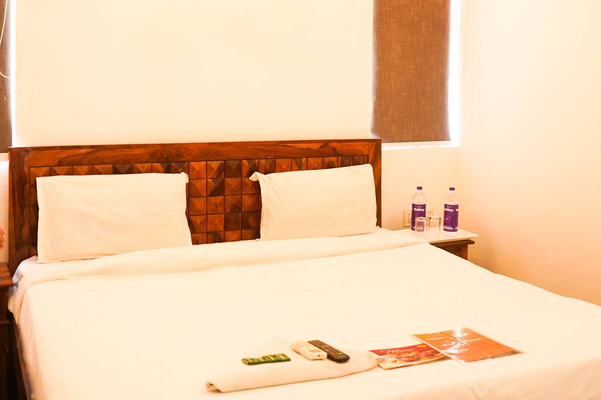 Habitación doble Deluxe | Insonorización, wifi gratis y ropa de cama