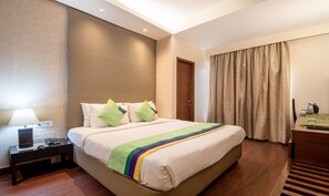 Deluxe Double or Twin Room, Balcony | In-room safe, desk, soundproofing, iron/ironing board - Treebo Cabana (New Delhi)