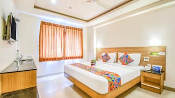 Egyptian cotton sheets, premium bedding, soundproofing, free WiFi