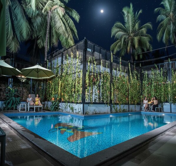 Outdoor pool - Oriva Sarala Crown (Calangute)