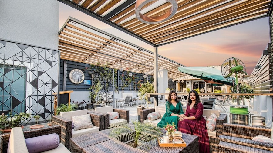 FabHotel Prime V Hazratganj