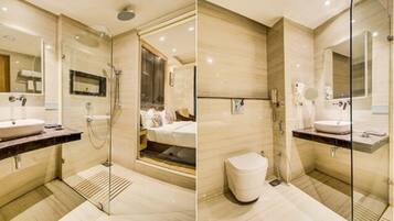 Deluxe Room | Bathroom