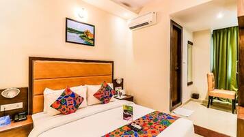 Rom – premium | Sengetøy i egyptisk bomull, sengetøy av topp kvalitet og safe på rommet