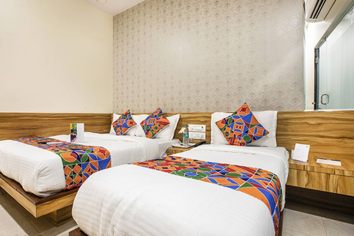 Family Room | Egyptian cotton sheets, premium bedding, free WiFi, bed sheets