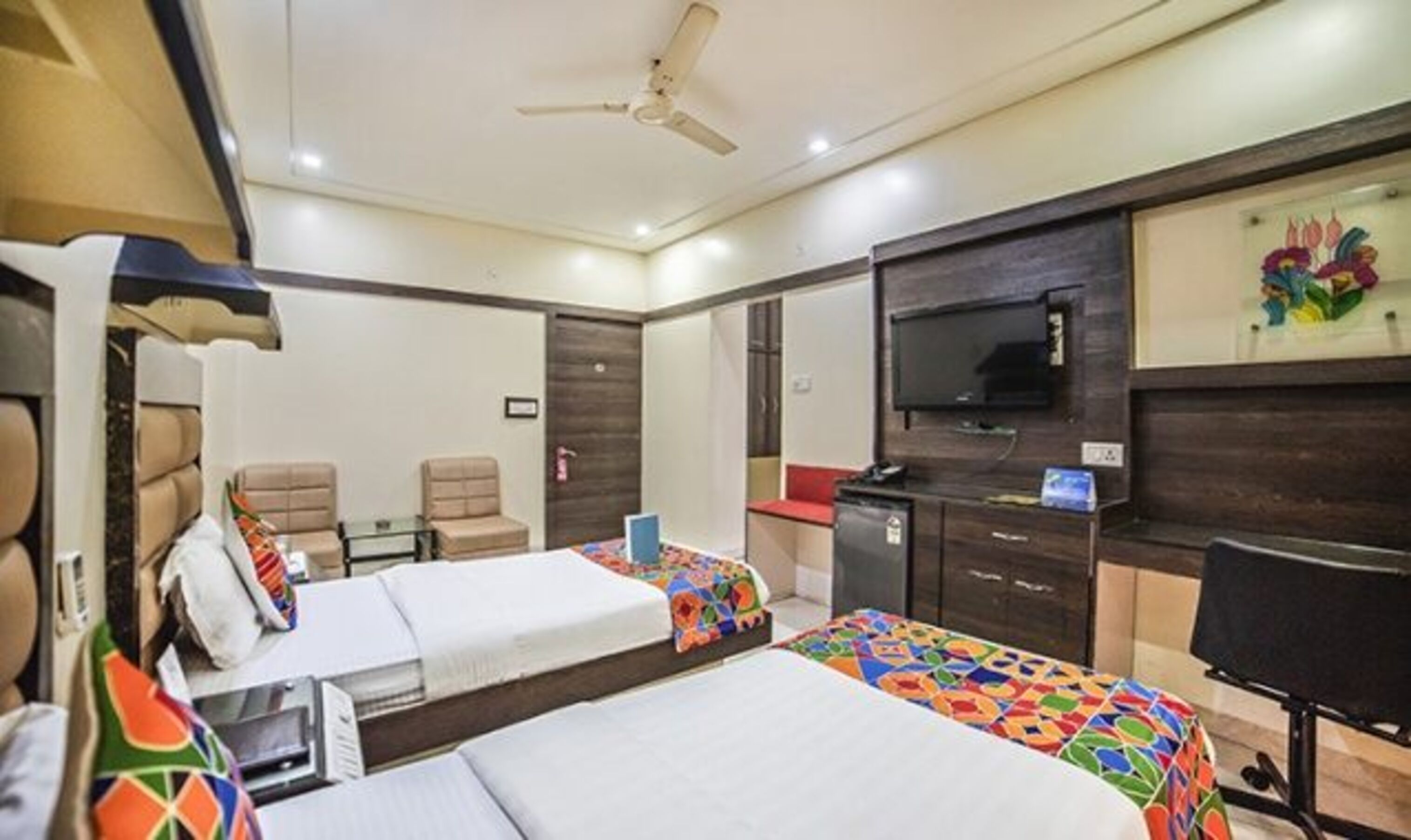 Lakens van Egyptisch katoen, luxe beddengoed, een kluis op de kamer