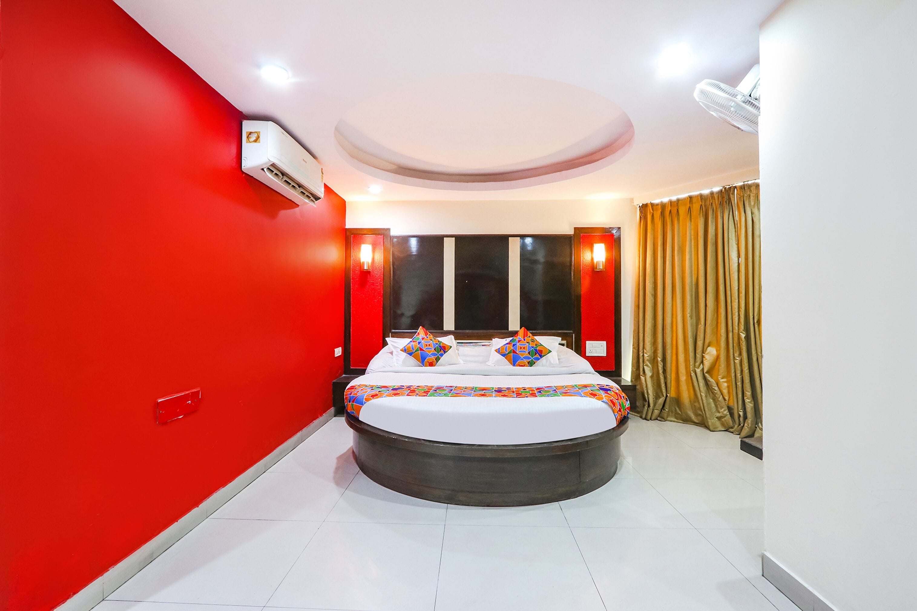Foto - FabHotel Royal Residency II - Nr Lakdikapul Metro Station