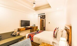 ملاءات من القطن المصري وأغطية فراش متميزة وألحفة محشوة بالريش