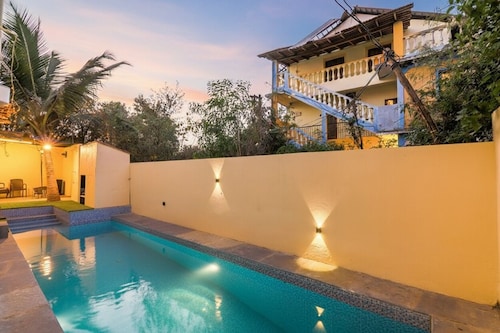 Via Victoria With Pool, Baga Beach - Baga Beach