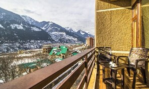 Balcony view - FabHotel Shami Inn (Manali)