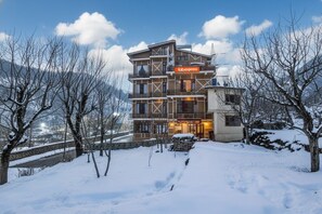 Entrée de l’hébergement