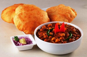 Colazione continentale, servita tutte le mattine (300 INR a persona) 