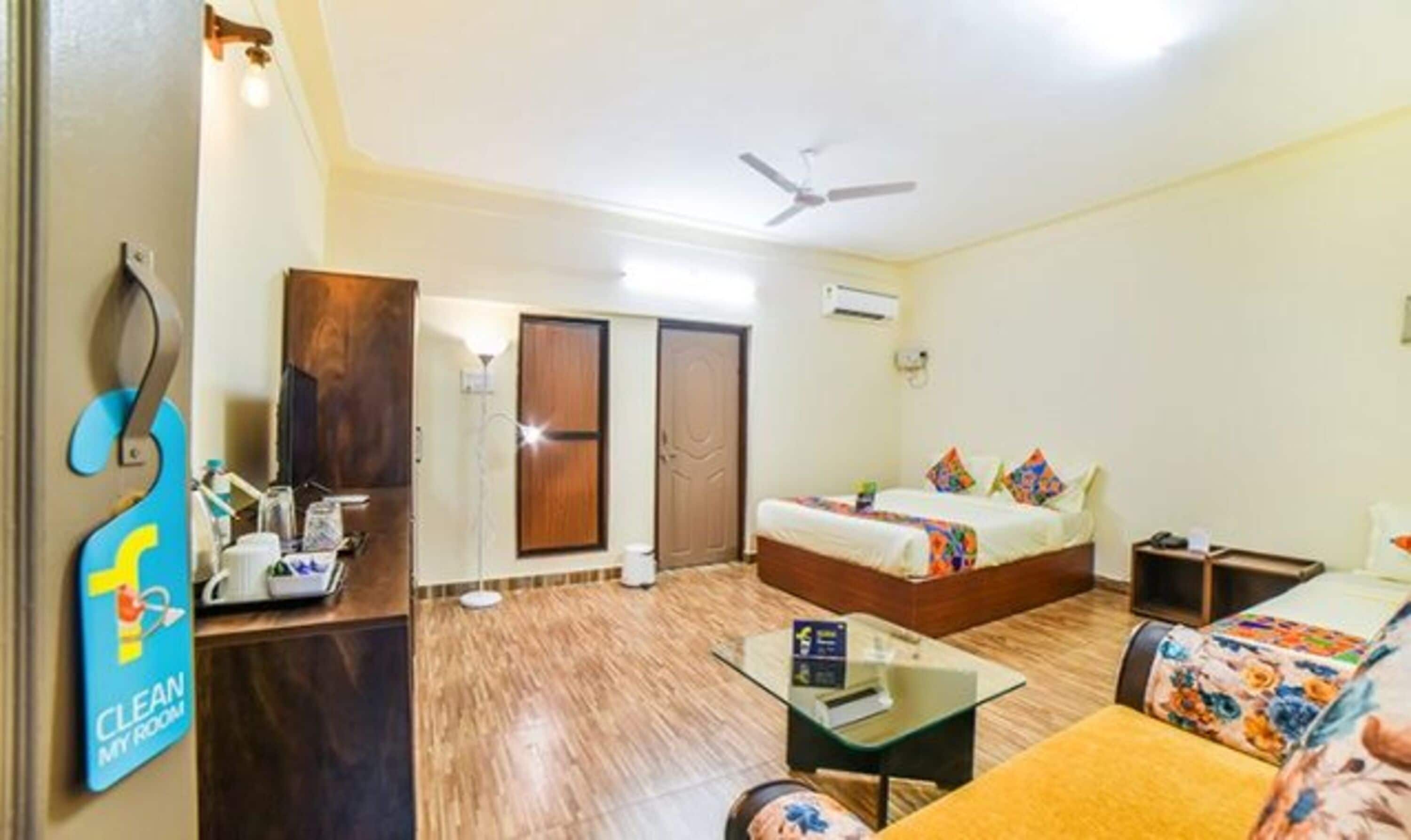 Sengetøy i egyptisk bomull, sengetøy av topp kvalitet og safe på rommet