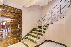 Lobby - Fabhotel Luxor (Kolkata)