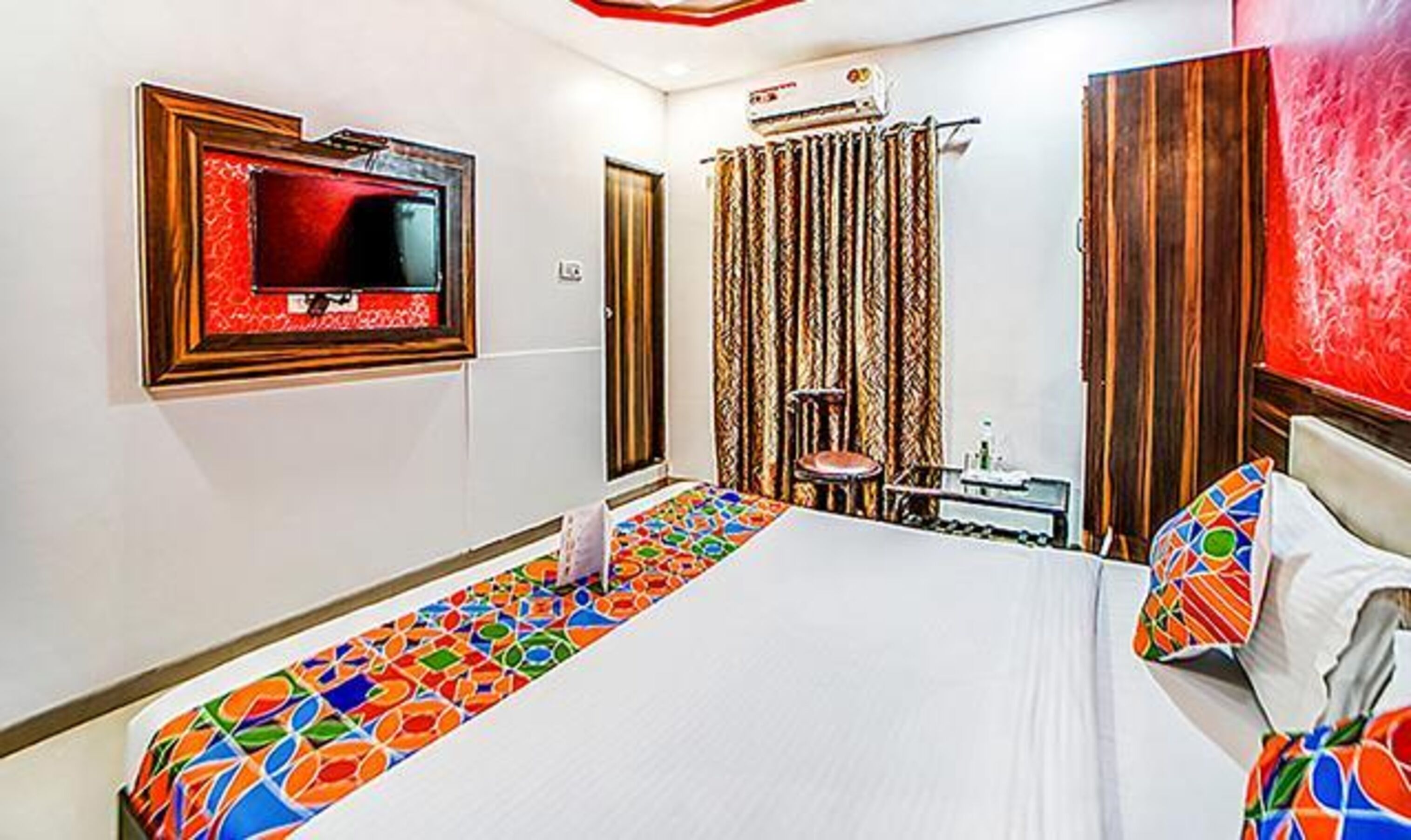 Photo - Via The Adore Palace - Nr Mumbai International Airport