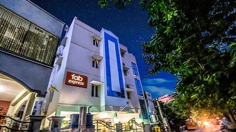 Fabhotel Aditya Yatri Nivas