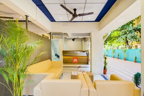 Reception - FabHotel Marvel Bliss (Pune)