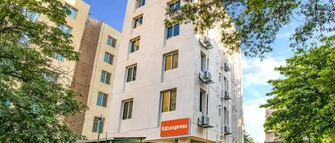 Bagian depan properti