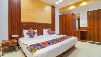 Premium kamer | Lakens van Egyptisch katoen, luxe beddengoed, een kluis op de kamer