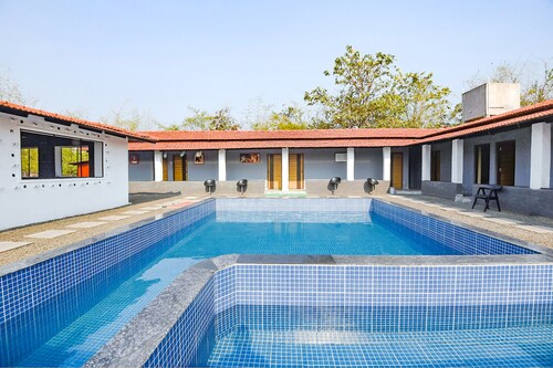 FabEscape Kautilyaa Resort With Swimming Pool