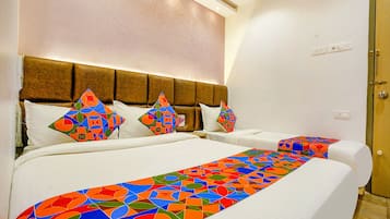 Egyptian cotton sheets, premium bedding, in-room safe, free WiFi