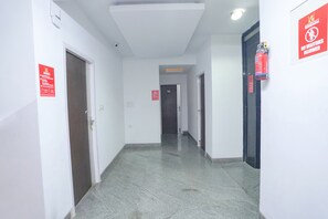 Lobby - FabExpress Nimalan Residency (Chennai)