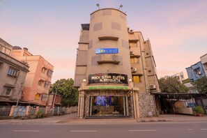 Exterior - Fabhotel Prime Rockstar Suites (Kolkata)