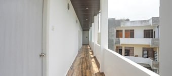 Fabhotel Siddhi