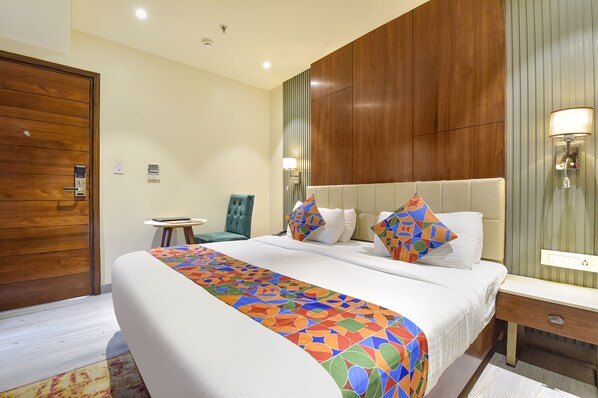 Deluxe-Zimmer | Bettwäsche aus ägyptischer Baumwolle, hochwertige Bettwaren, Zimmersafe