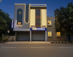Exterior - Fabhotel Elite Residency (Indore)